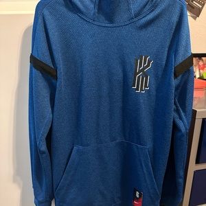 Nike Kyrie long sleeve hooded shirt